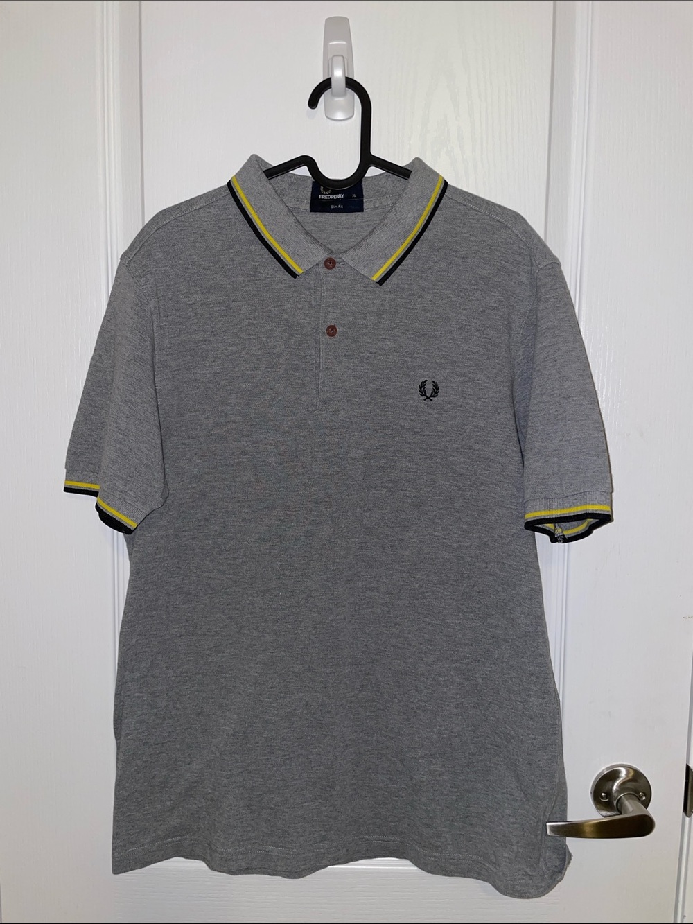 FRED PERRY Grey Polo with Yellow and Black Trim 100% cotton | XL Slim